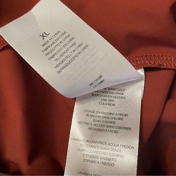 Lysse Nylon Popover Shirt Blouse Size XL Brown Stretch Cut Out Long Sleeve Tunic - Picture 3 of 15